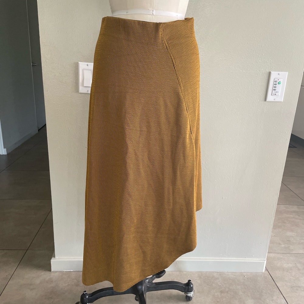 Knit striped MIDI skirt Zara